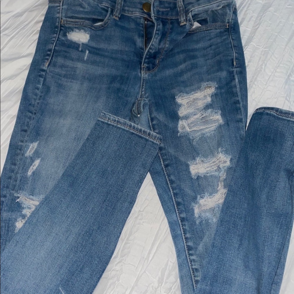 Blue skinny jeans